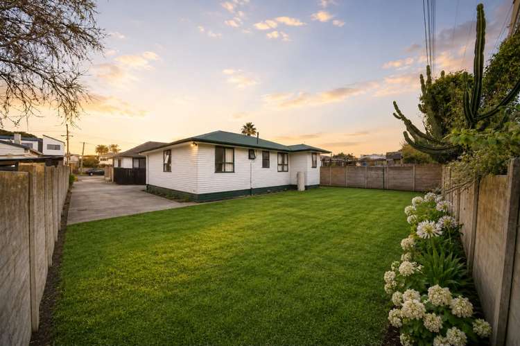 12a Everitt Road_0