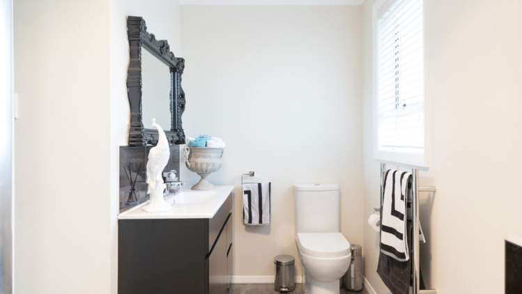 14 Riley Crescent Redwoodtown_10