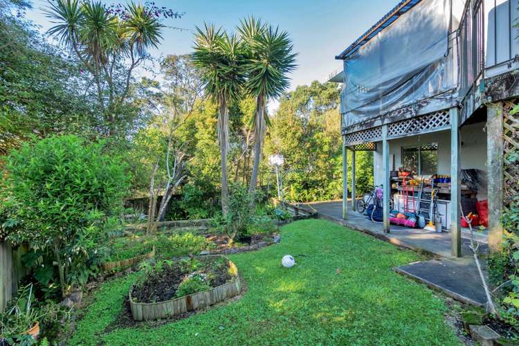 2/160 Cliff View Drive Green Bay_24