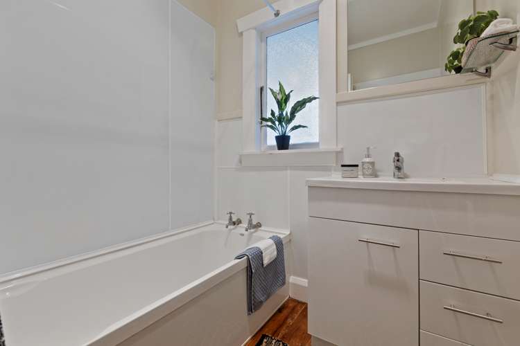 22 Ngaio Street Strandon_13