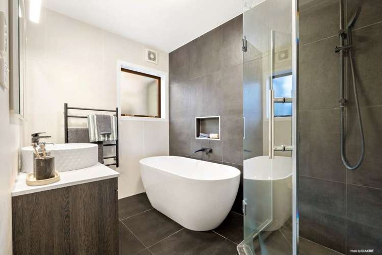 2/24 Ngataringa Road Devonport_9