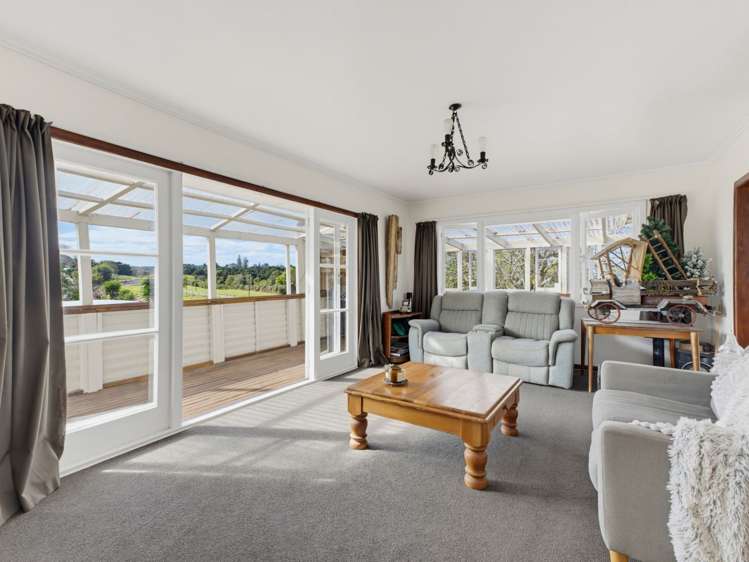 18 Adams Place Te Kamo_19