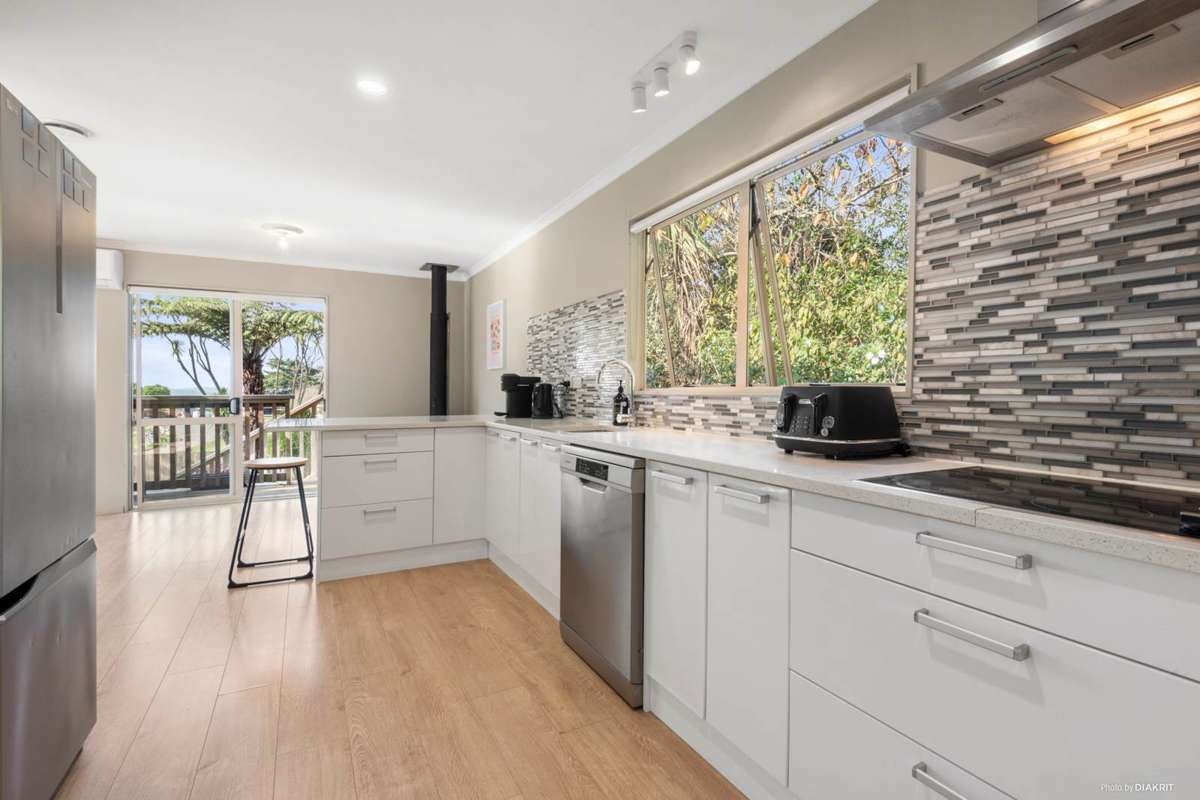 446 Huia Road_1