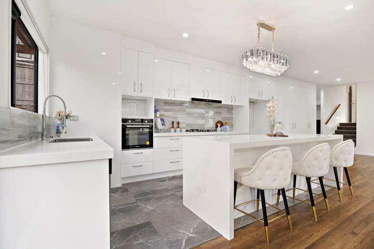 6 Tims Crescent Flat Bush_16