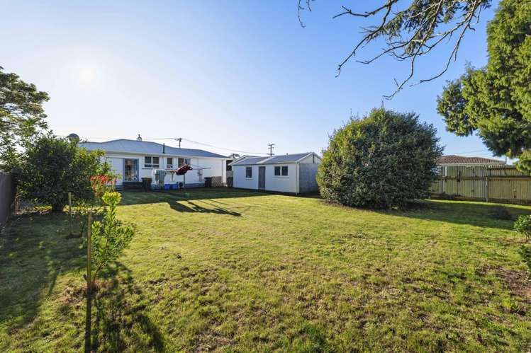 8 Douglas Street Hawera_16