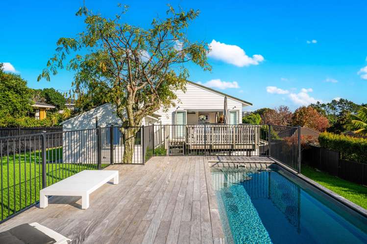 16 Coldham Crescent Saint Johns_1