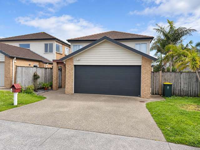 Four bedroom house plus a study in Botany Down...