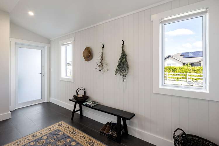 45 Alan Livingston Drive Cambridge_42