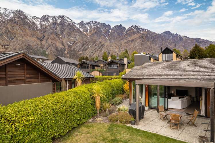 18 Rannoch Drive Jacks Point_31