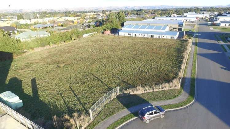 19 Edwin Feist Place Solway_0