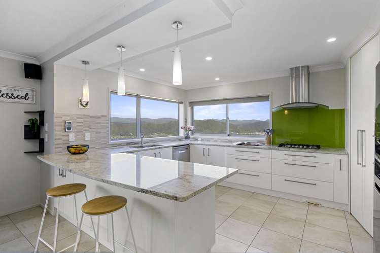 34 Arahiwi Grove Tirohanga_2