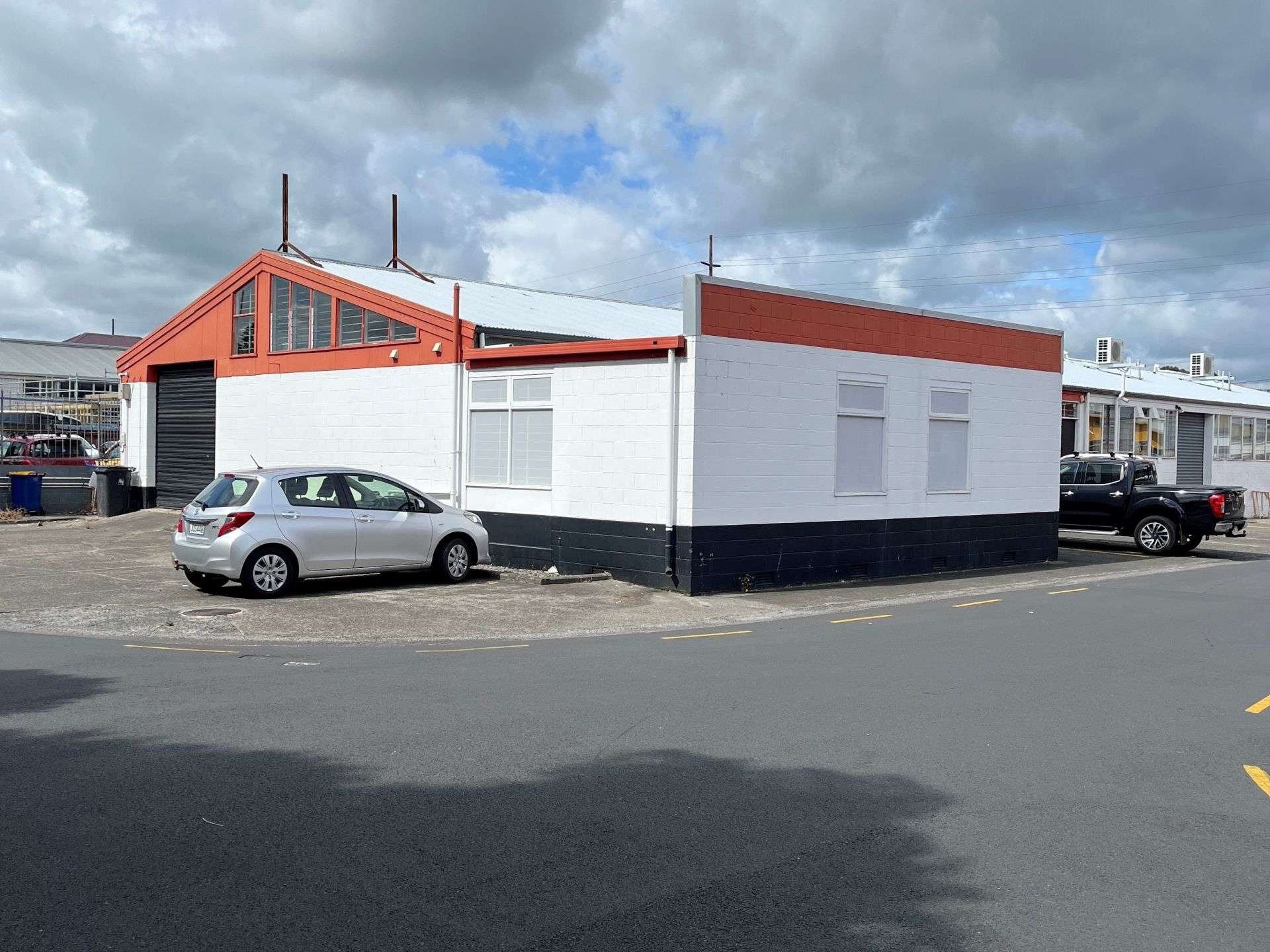Unit B/109 Wairau Road Wairau Valley North Shore City Commercial