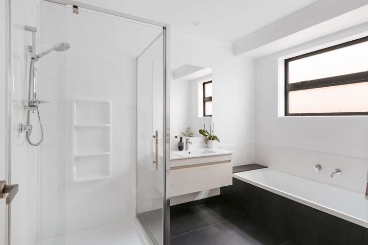 6 Mearns Way Ohauiti_15