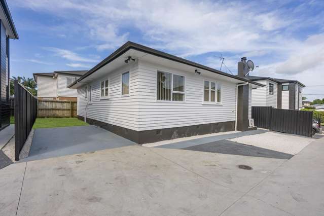 2/18 Calvert Avenue Mangere East_1