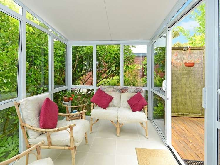 2/10 Delamare Court Sunnynook_14