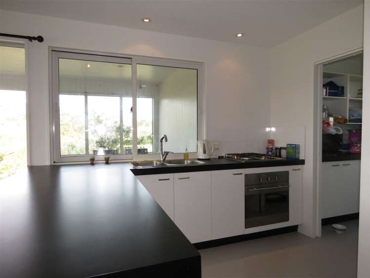 2/266 Patersons Road Motunau_3