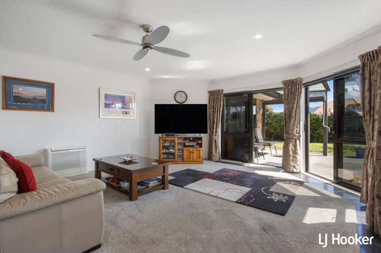 3 Athenree Heights Athenree_14