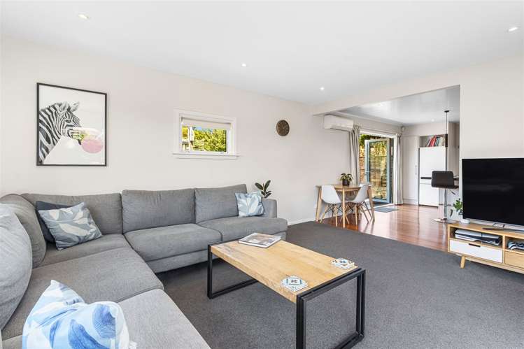 24 Flower Street Bryndwr_10