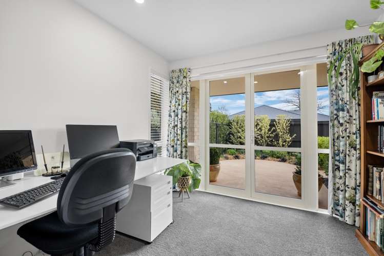 7 Primrose Hill Lane Casebrook_15