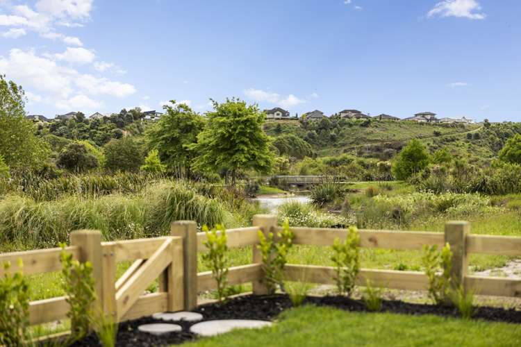 66 Saint Pauls Drive Brookfield_11