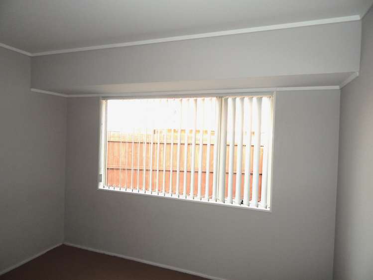 1/2 Lowburn Place Clover Park_6