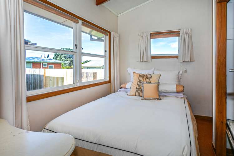 8 Dawn Avenue Hahei_10