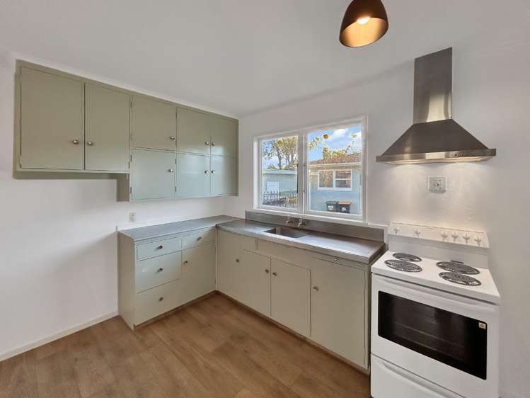 223 Grey Street 10930_1
