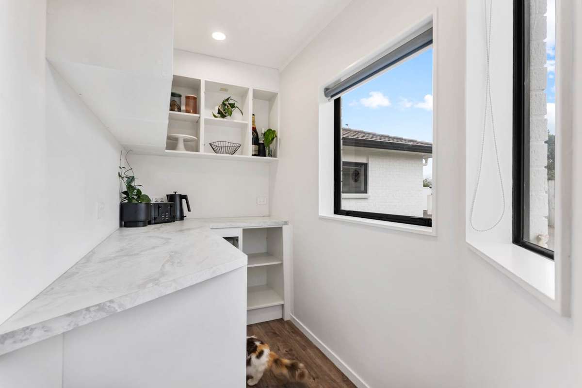 1162 East Coast Road_4