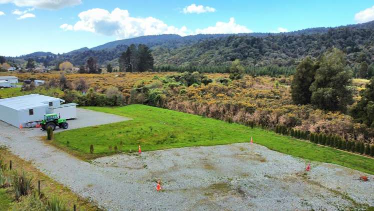 303E Marsden Road Boddytown_12