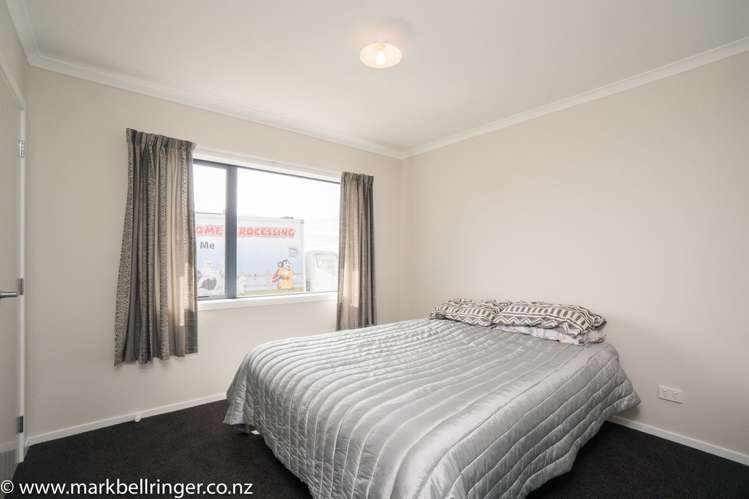 851 East Road Stratford_5