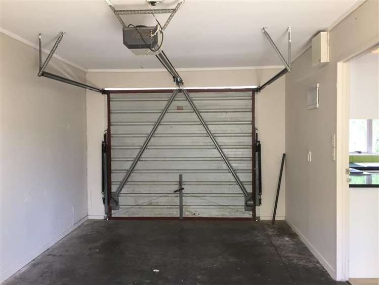 240b Te Atatu Road Te Atatu South_10