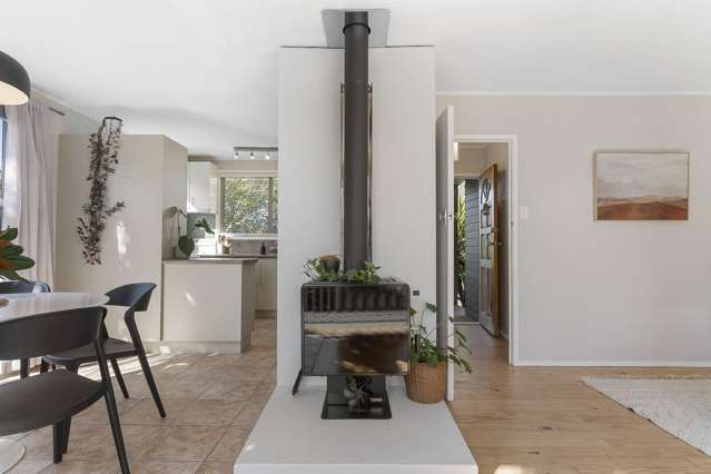 23 St Leonards Road Kelston_4