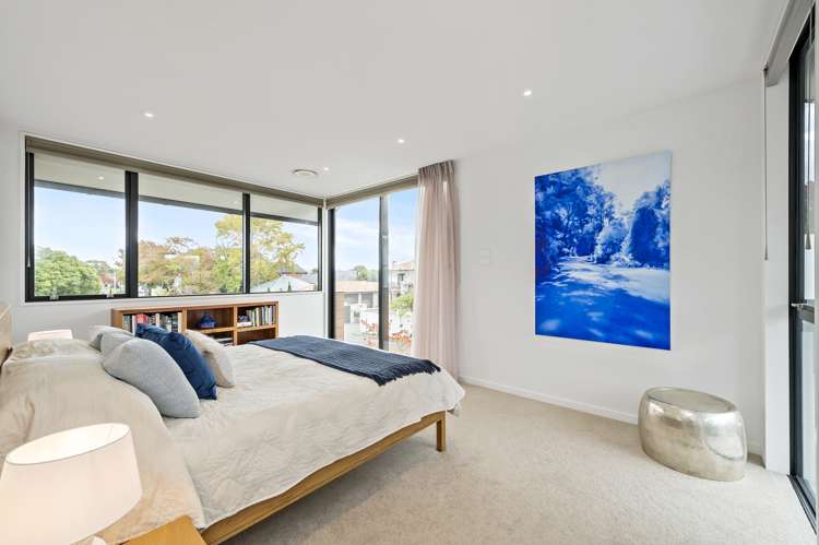 98 Merivale Lane Merivale_9