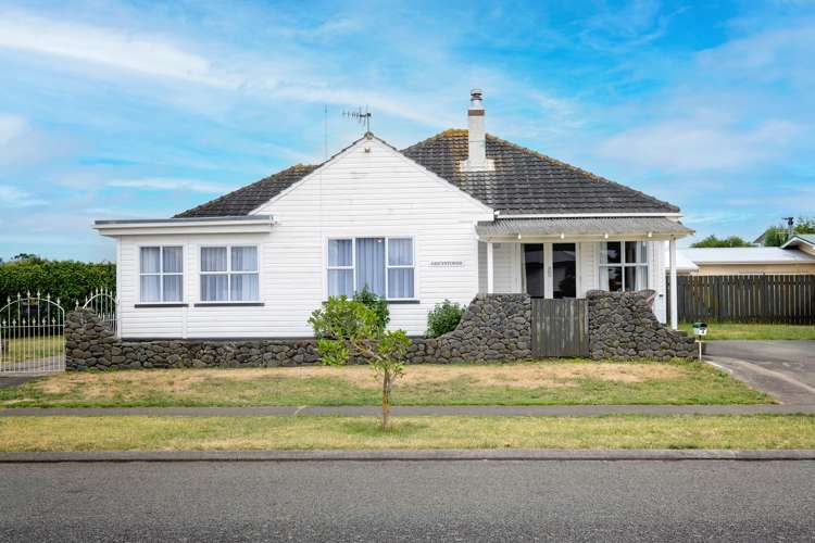 4 Van Asch Road Haumoana_1