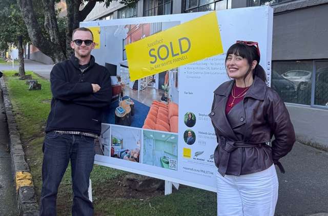 Fashion star sells her Mount Eden loft after two nail-biting days of talks