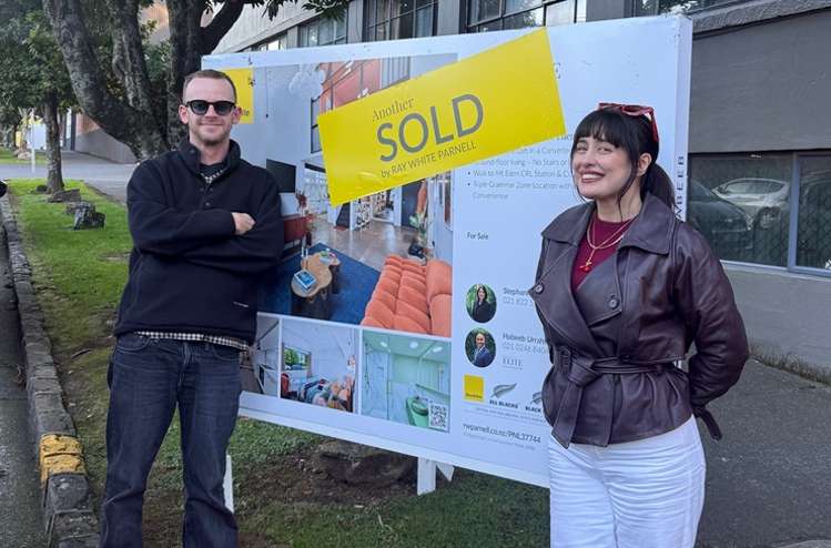 Fashion star sells her Mount Eden loft after two nail-biting days of talks