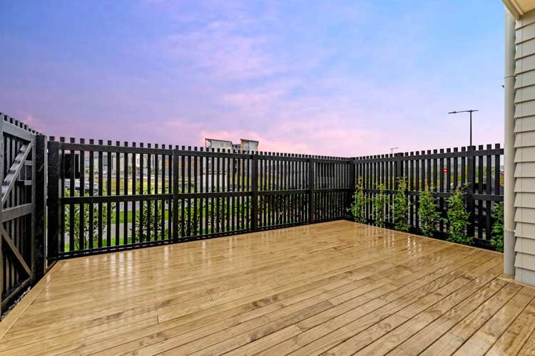 48 Archibald Drive Milldale_18