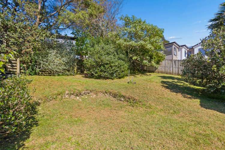 20 Zingaro Place Massey_16