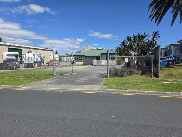 280 Chadwick Road Gate Pa_1