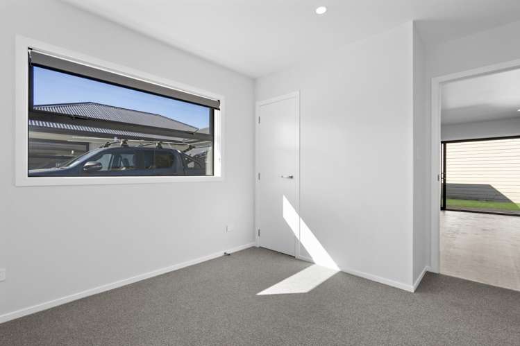 4/7 Fenwick Crescent 1076_7