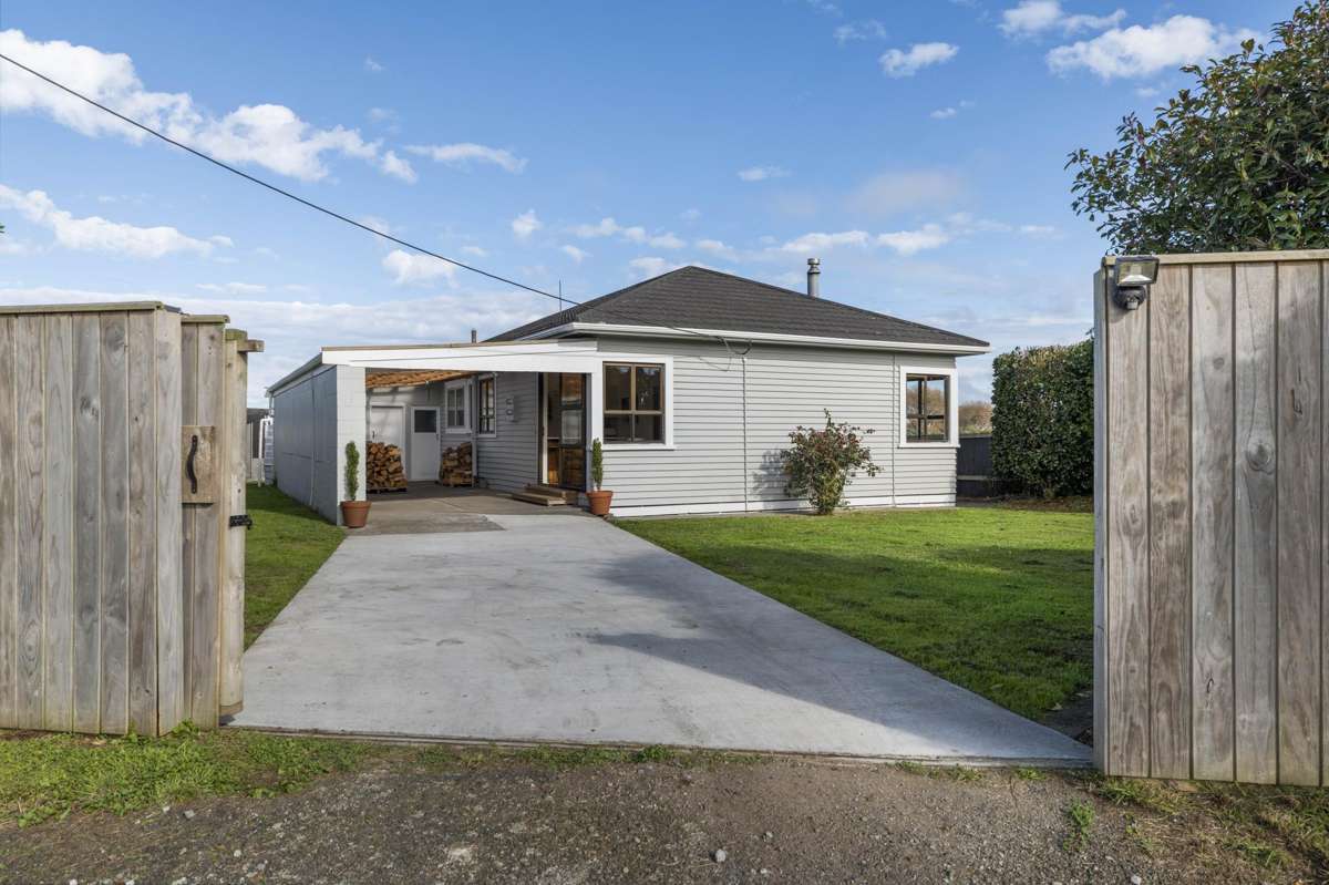 1576 South Road_0