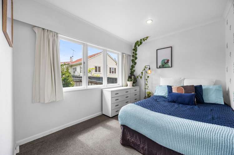 1/9 Luplau Crescent Cockle Bay_13