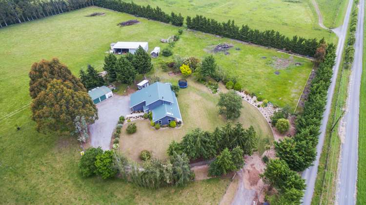 729 Poyntzs Road West Eyreton_24