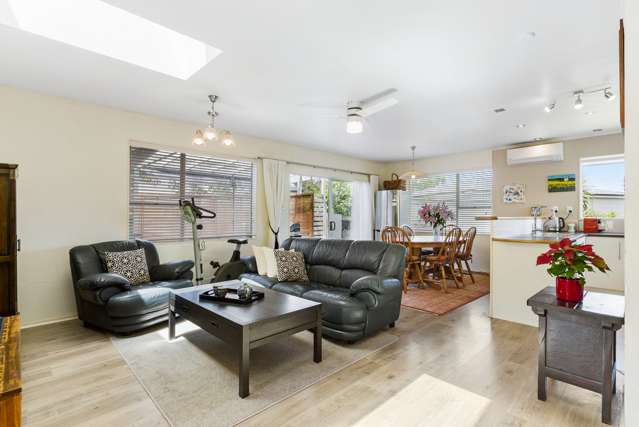 3a Leiden Place Totara Vale_4