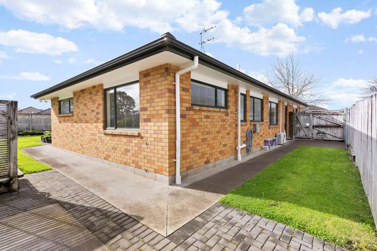 1 Brittas Place East Tamaki_27
