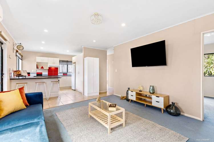 1/42 Brains Road Kelston_7