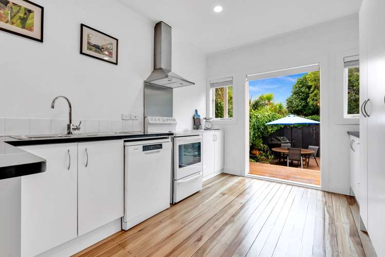 1/35 Macleans Road Bucklands Beach_13