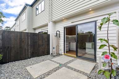 8/59 Godley Road_4
