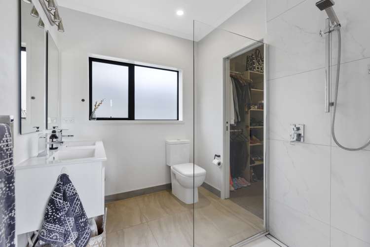 5a Tupuhi Place Highlands Park_18