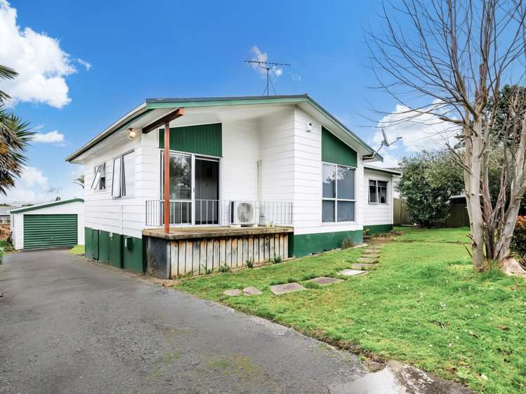 93 HYPERION DRIVE "RANDWICK PARK" Manurewa_14